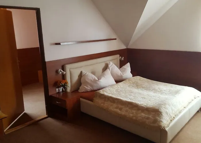 Mirabel Pensionat Bešeňová